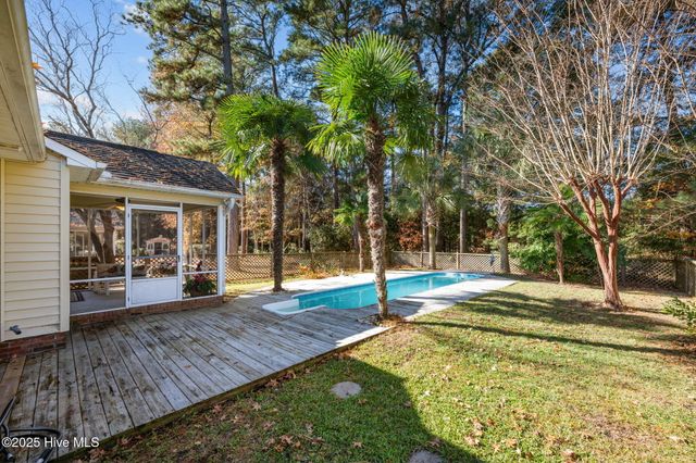 448 Neuchatel Road, New Bern, NC 28562