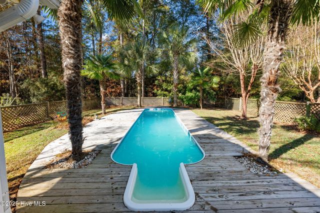 448 Neuchatel Road, New Bern, NC 28562