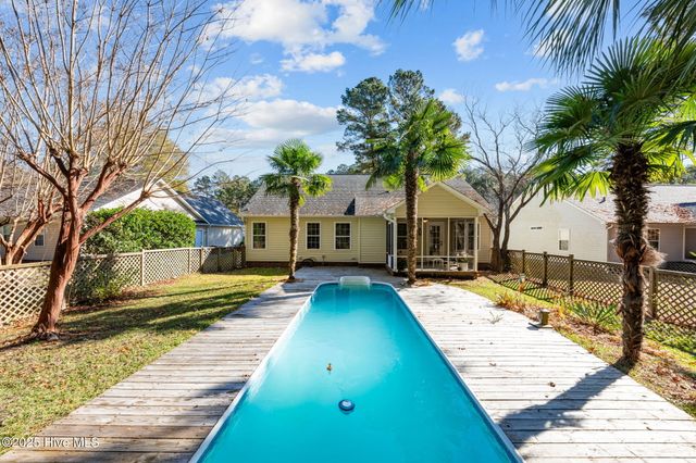 448 Neuchatel Road, New Bern, NC 28562