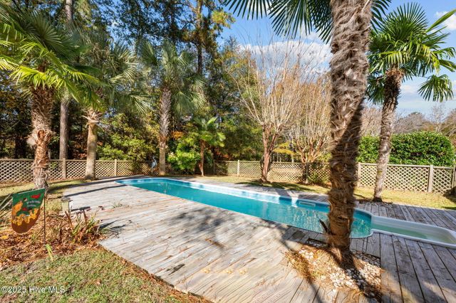 448 Neuchatel Road, New Bern, NC 28562