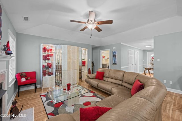 448 Neuchatel Road, New Bern, NC 28562