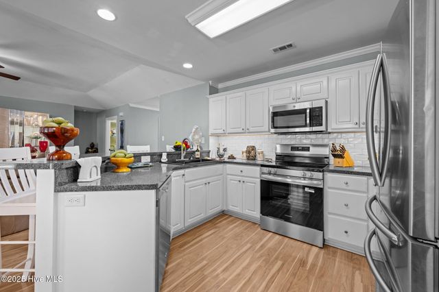 448 Neuchatel Road, New Bern, NC 28562