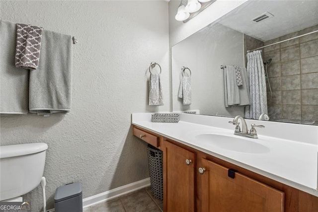 135 N River Drive G, Atlanta, GA 30350