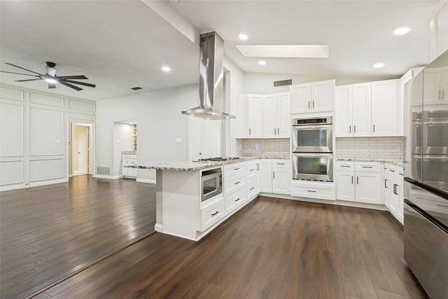 3010 Rambling Drive, Dallas, TX 75228