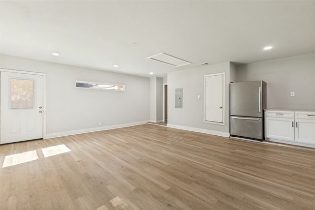 3010 Rambling Drive, Dallas, TX 75228