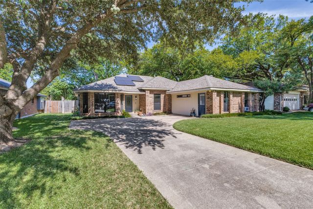 3010 Rambling Drive, Dallas, TX 75228
