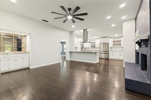 3010 Rambling Drive, Dallas, TX 75228