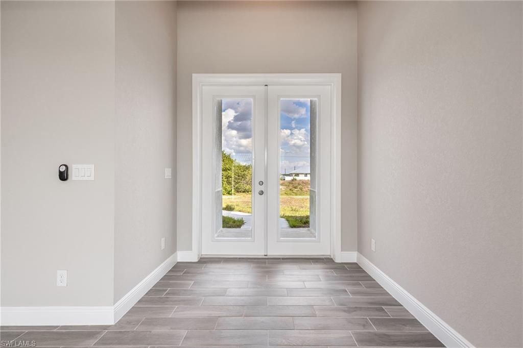 5044 WILD GOOSE CIR, LABELLE, FL 33935 — photo 2