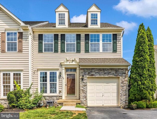 28 BIRCH DR, Hanover, PA 17331