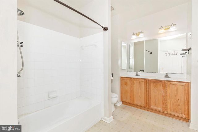 28 BIRCH DR, Hanover, PA 17331