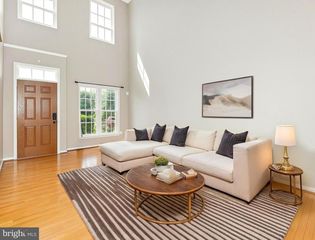28 BIRCH DR, Hanover, PA 17331