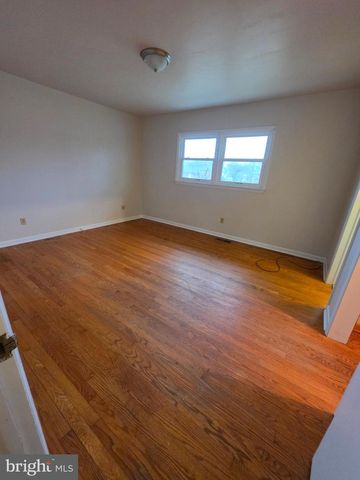 726 ALLEN AVE, Vineland, NJ 08360