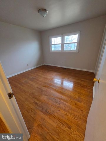 726 ALLEN AVE, Vineland, NJ 08360