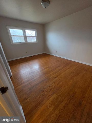 726 ALLEN AVE, Vineland, NJ 08360