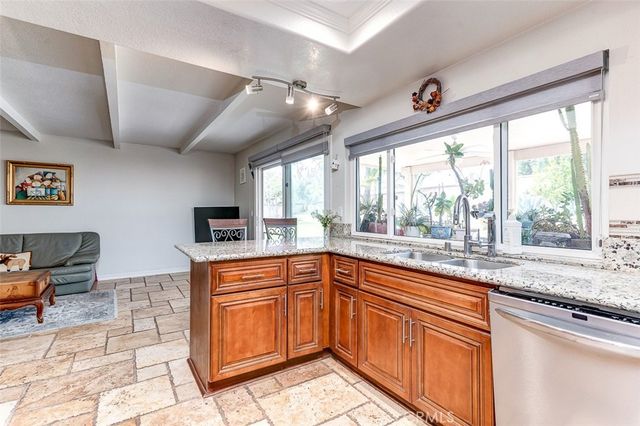 6269 E Calle Jaime, Anaheim, CA 92807