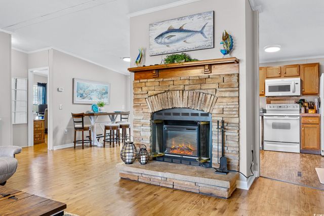 121 Darlene Dr., Myrtle Beach, SC 29588