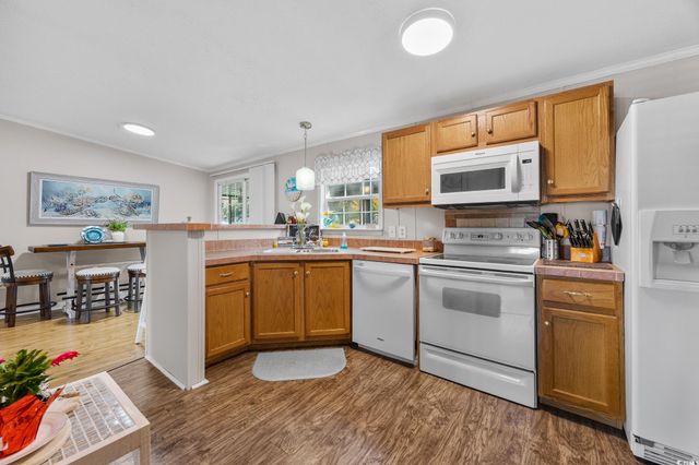 121 Darlene Dr., Myrtle Beach, SC 29588