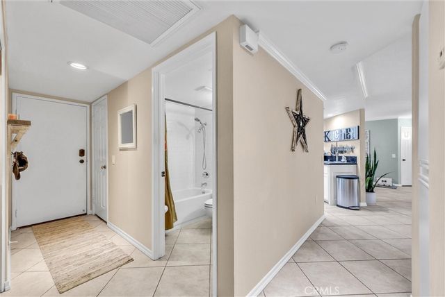 8011 E Sandstone, Anaheim, CA 92808