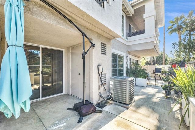 8011 E Sandstone, Anaheim, CA 92808