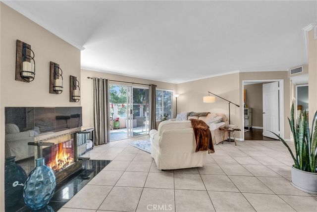 8011 E Sandstone, Anaheim, CA 92808