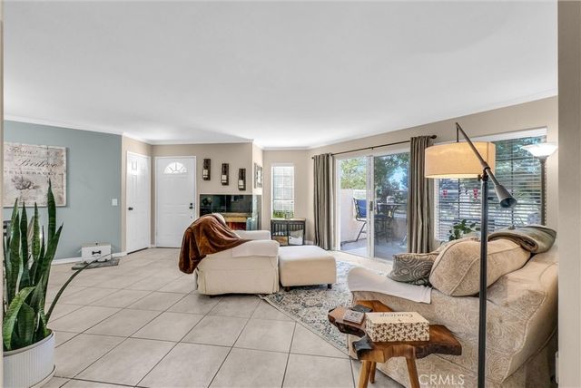 8011 E Sandstone, Anaheim, CA 92808