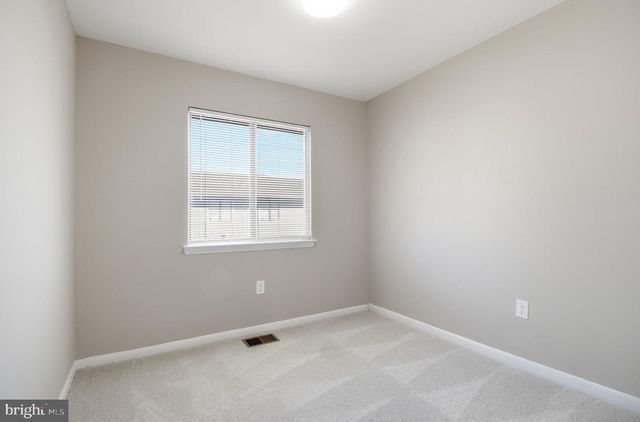 8660 MADERA CT, Manassas Park, VA 20111