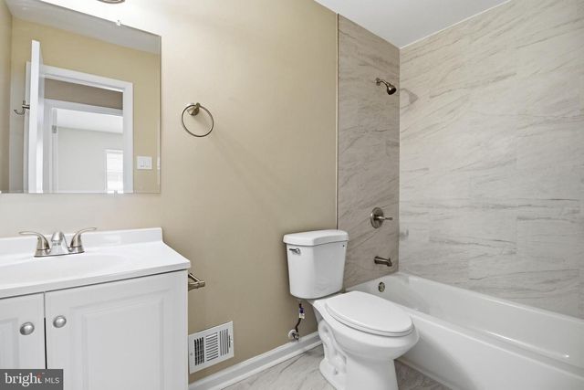 8660 MADERA CT, Manassas Park, VA 20111