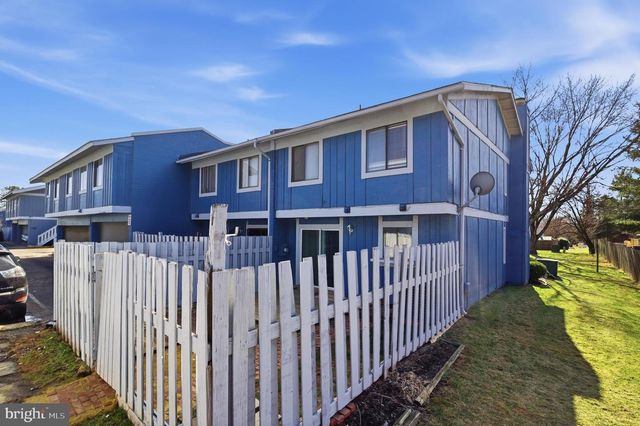 8660 MADERA CT, Manassas Park, VA 20111