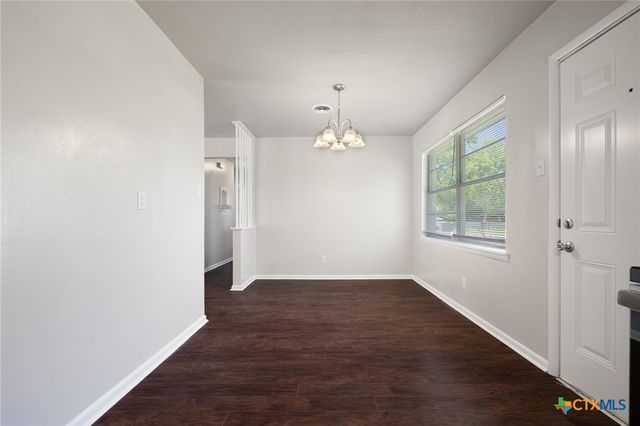 716 S 3rd Street, Copperas Cove, TX 76522