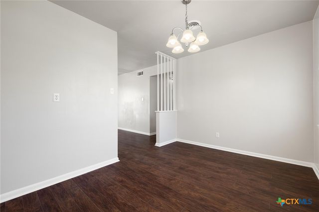 716 S 3rd Street, Copperas Cove, TX 76522