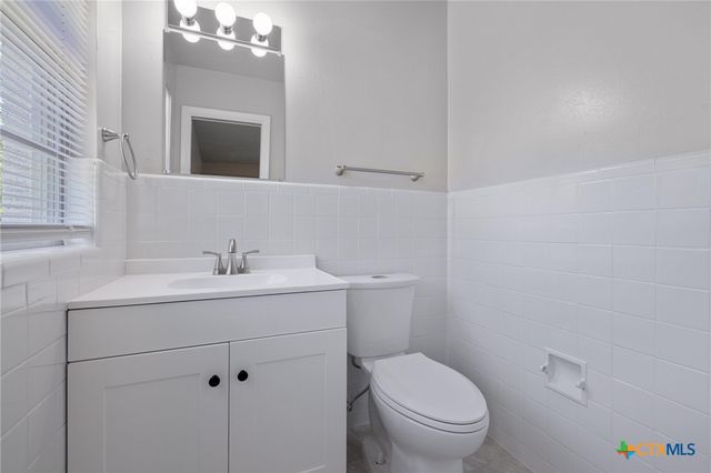 716 S 3rd Street, Copperas Cove, TX 76522