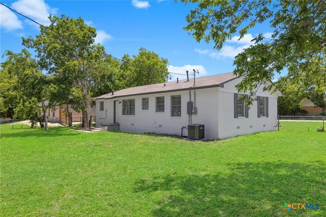 716 S 3rd Street, Copperas Cove, TX 76522