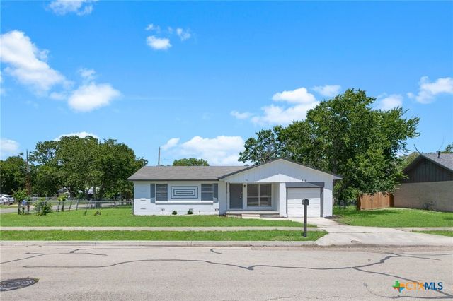 716 S 3rd Street, Copperas Cove, TX 76522