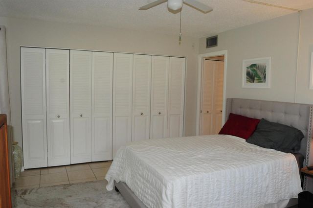 1 Newport A 1, Deerfield Beach, FL 33442