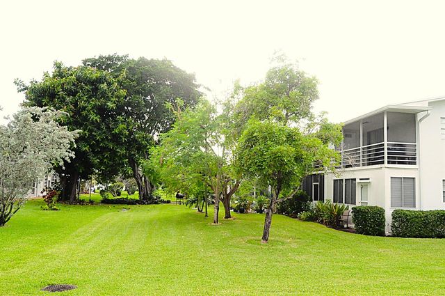 1 Newport A 1, Deerfield Beach, FL 33442