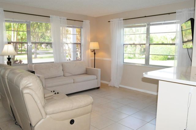 1 Newport A 1, Deerfield Beach, FL 33442