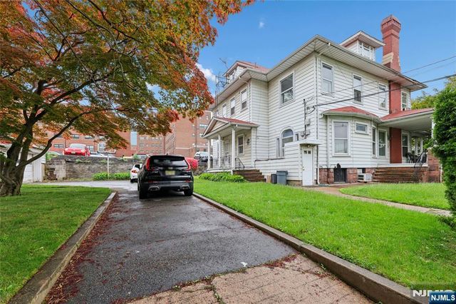 139 Aycrigg Avenue, Passaic, NJ 07055
