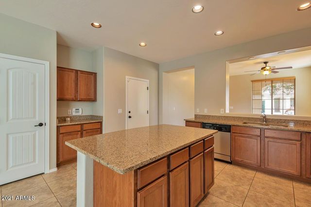 4063 E Cherry Hills Drive, Chandler, AZ 85249