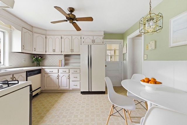 231 Moss Hill Rd, Boston, MA 02130