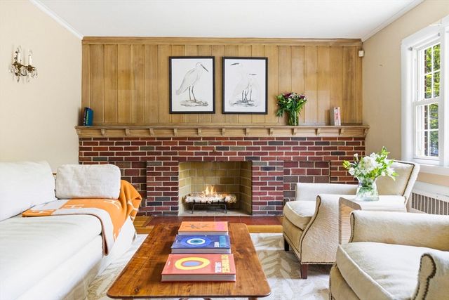 231 Moss Hill Rd, Boston, MA 02130