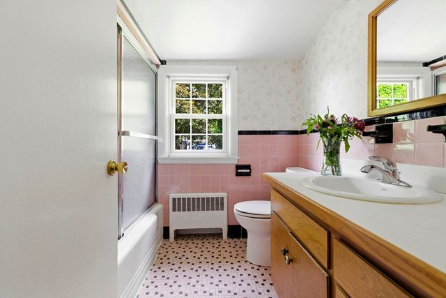 231 Moss Hill Rd, Boston, MA 02130