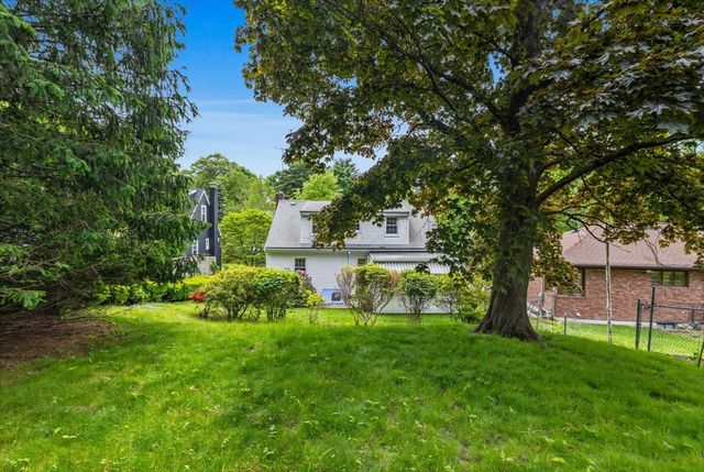 231 Moss Hill Rd, Boston, MA 02130