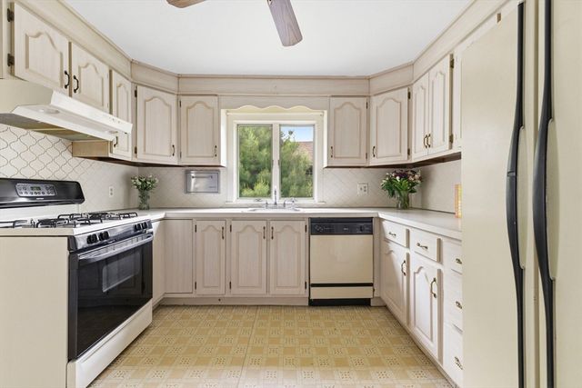 231 Moss Hill Rd, Boston, MA 02130