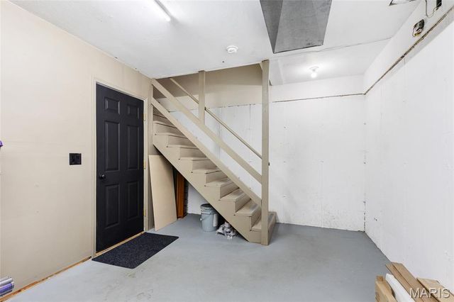 3405 Sherman Park Drive, St Charles, MO 63303