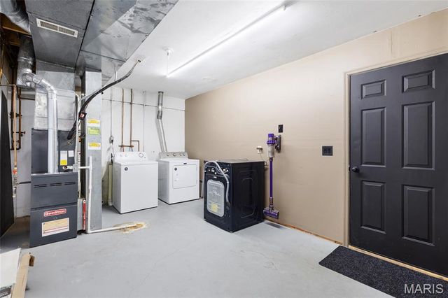 3405 Sherman Park Drive, St Charles, MO 63303