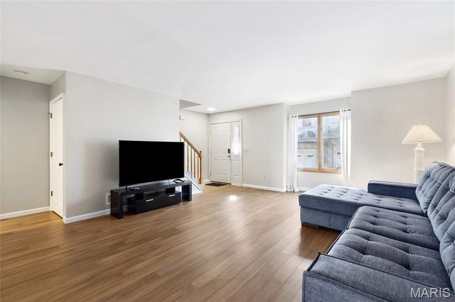 3405 Sherman Park Drive, St Charles, MO 63303