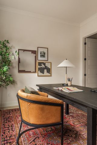 1520B Corder Dr, Nashville, TN 37206