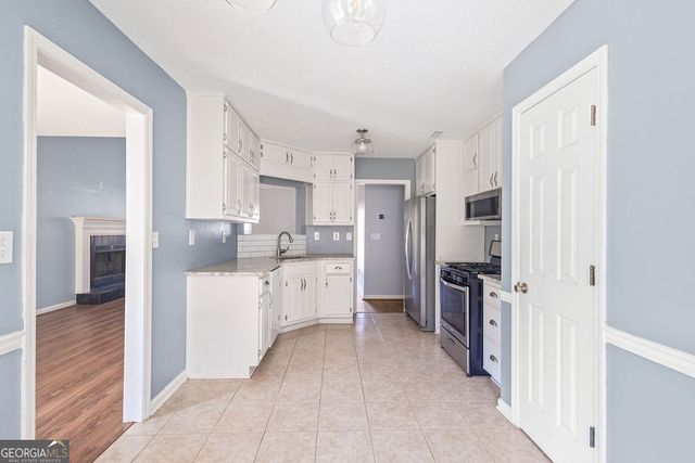 11 Seven Pines Drive, Newnan, GA 30265