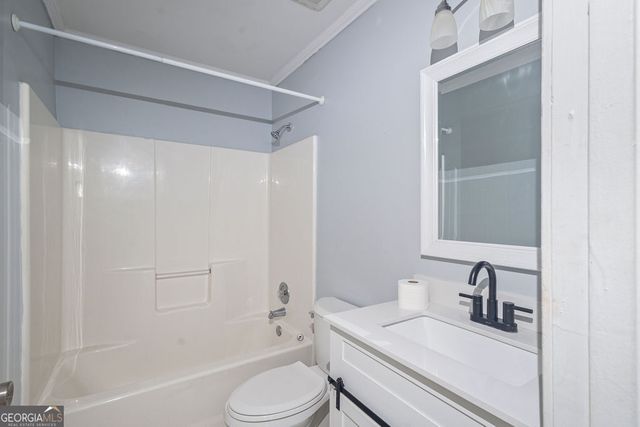 11 Seven Pines Drive, Newnan, GA 30265