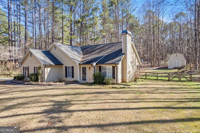 11 Seven Pines Drive, Newnan, GA 30265